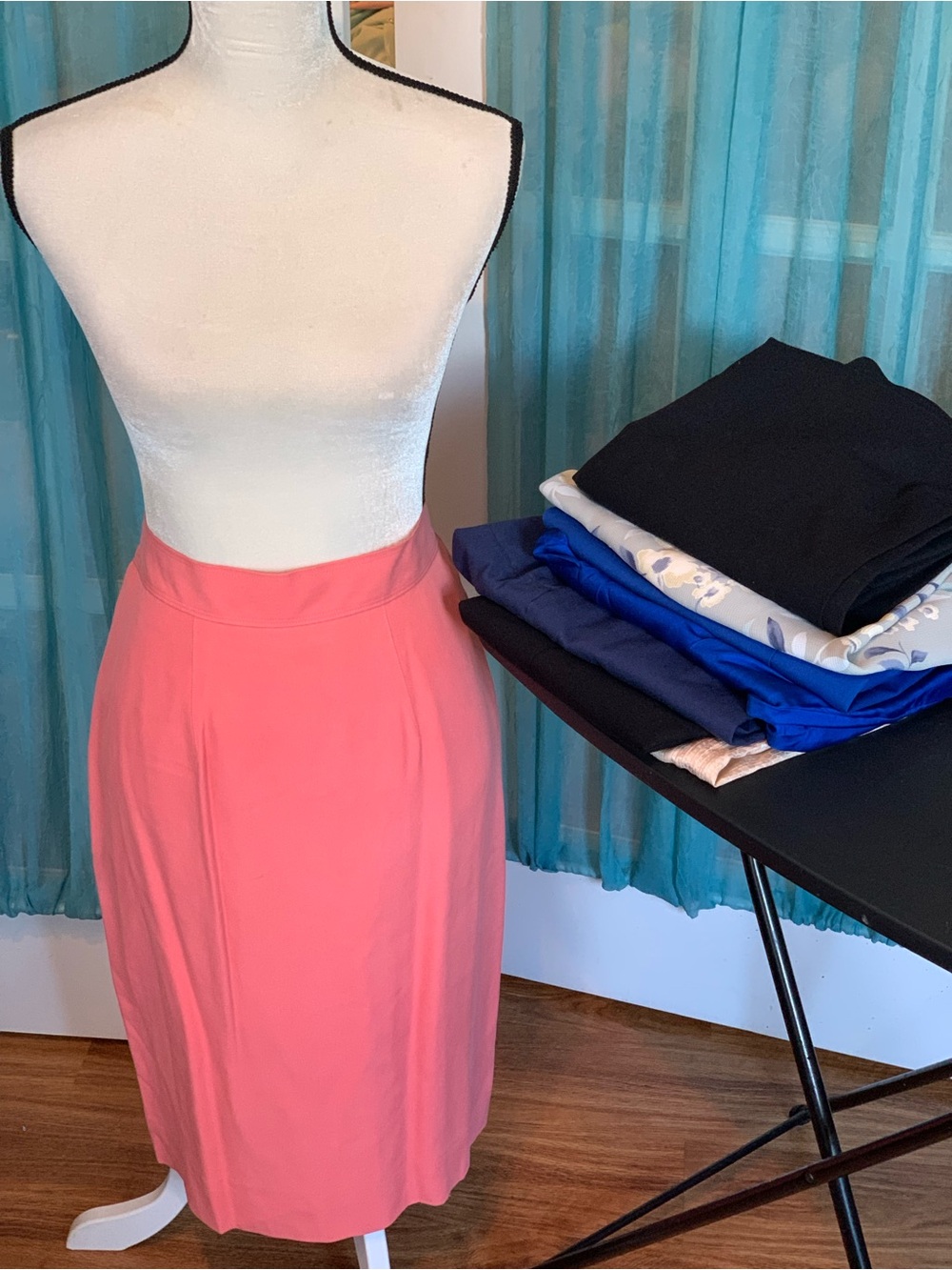 Vintage 1990s women’s skirts wholesale lot of 8 various sizes 8-16 2 are silk